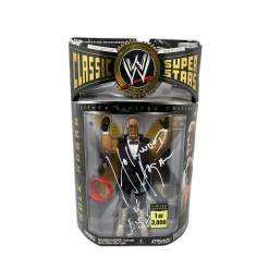 Hogan's Beach Shop Hollywood Hogan Nwo Classic Superstars Action Figure Autographed